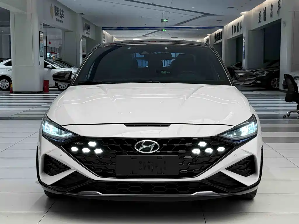 Hyundai Fista 2023 — фото 3