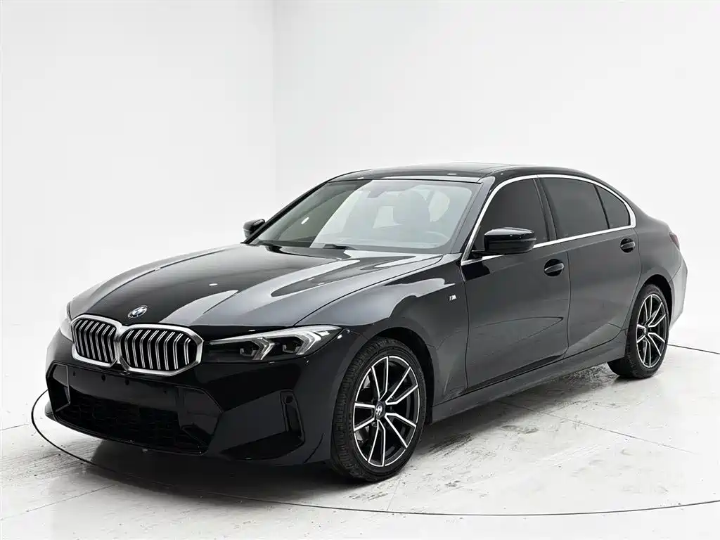 BMW 3 Series 2023 — фото 1