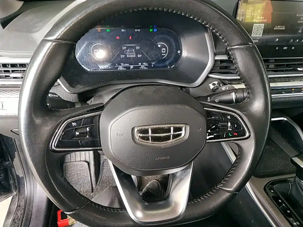 Geely Emgrand 2022 — фото 10