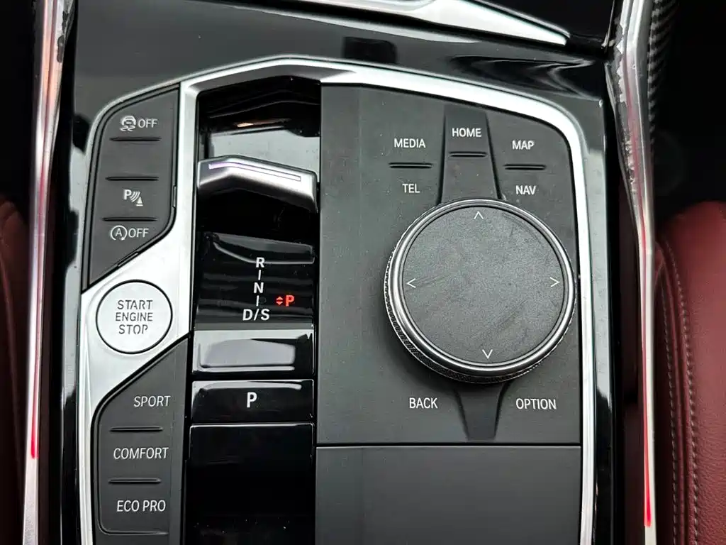 BMW 3 Series 2023 — фото 13