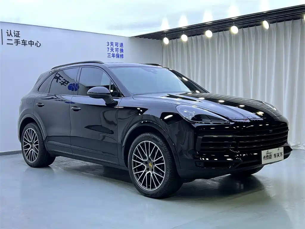 Porsche Cayenne 2020 — фото 2