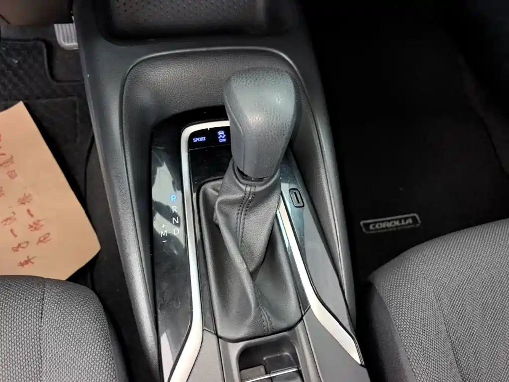 Toyota Corolla 2022 — фото 14