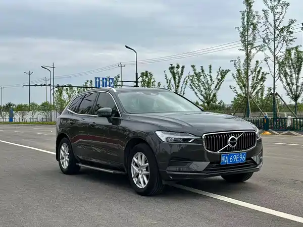 Volvo XC60 2019