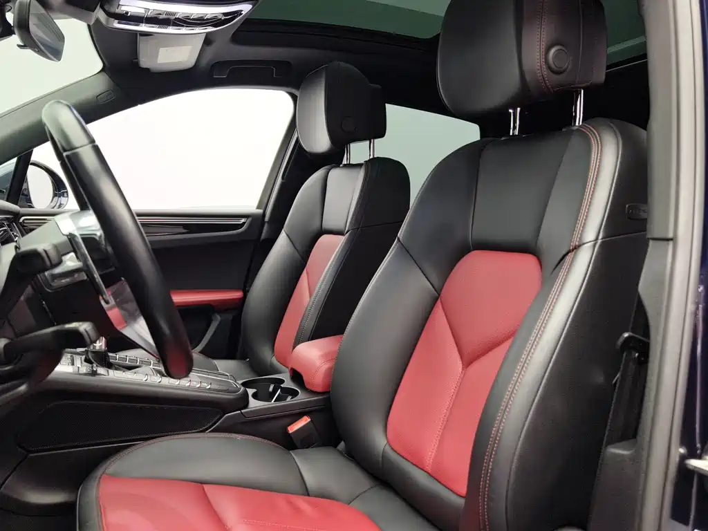 Porsche Macan 2020 — фото 15