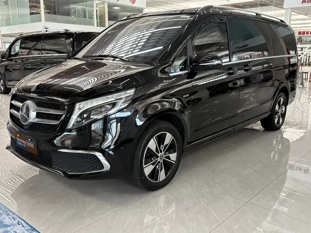 Mercedes-Benz V-Class 2022 — фото 2
