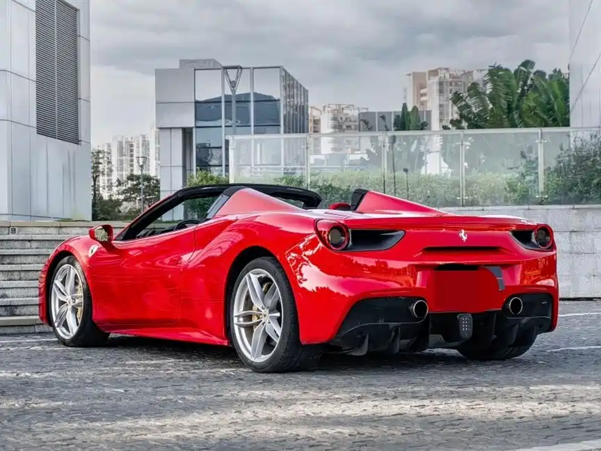Ferrari 488 2018 — фото 5