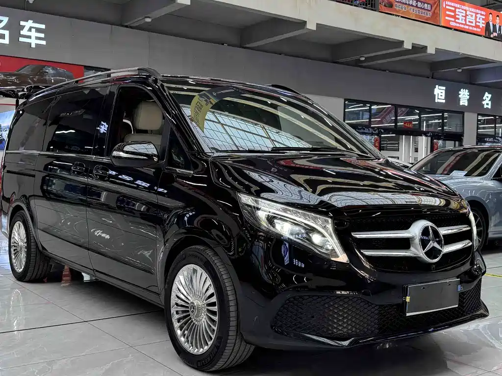 Mercedes-Benz V-Class 2021 — фото 3