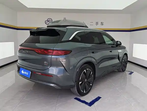 BYD Tang L 2025