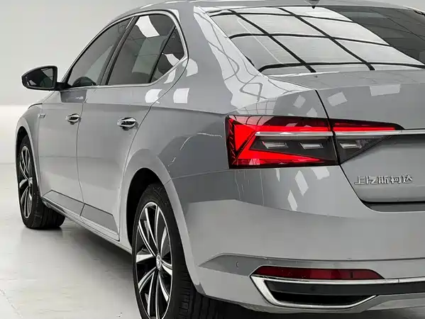 Skoda Superb 2023