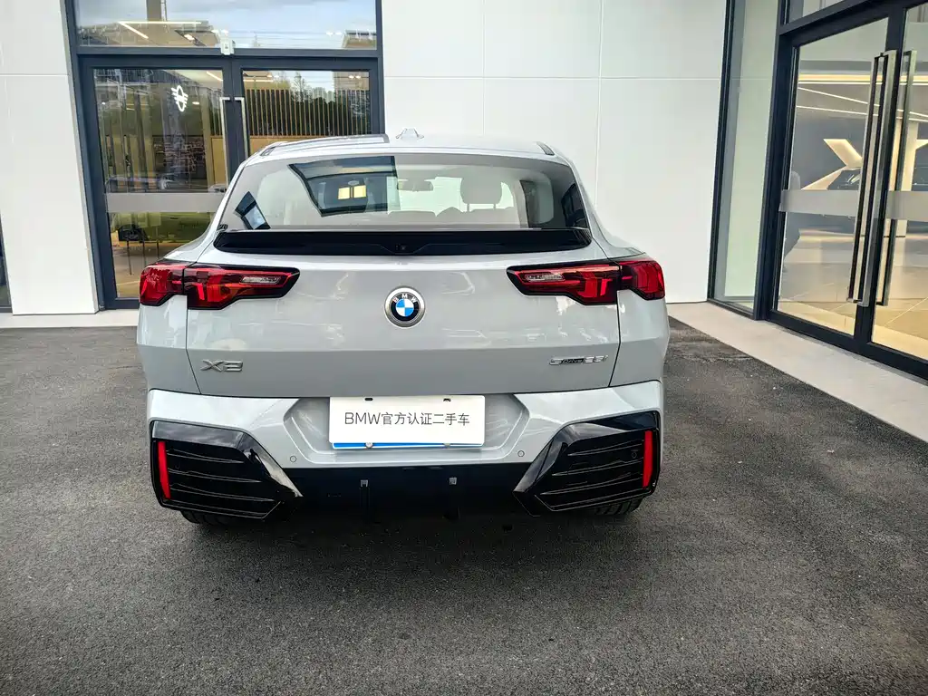 BMW X2 2024 — фото 10