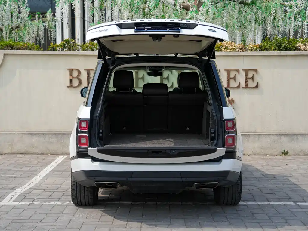 Land Rover Range Rover 2018 — фото 11