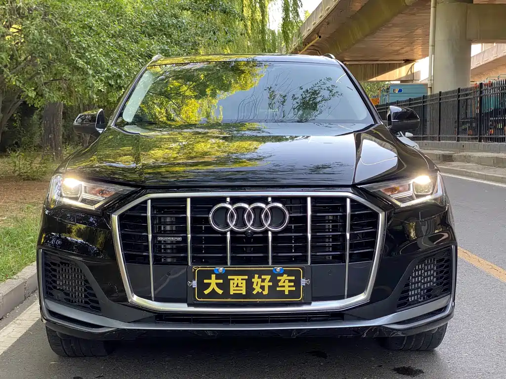 Audi Q7 2023 — фото 2
