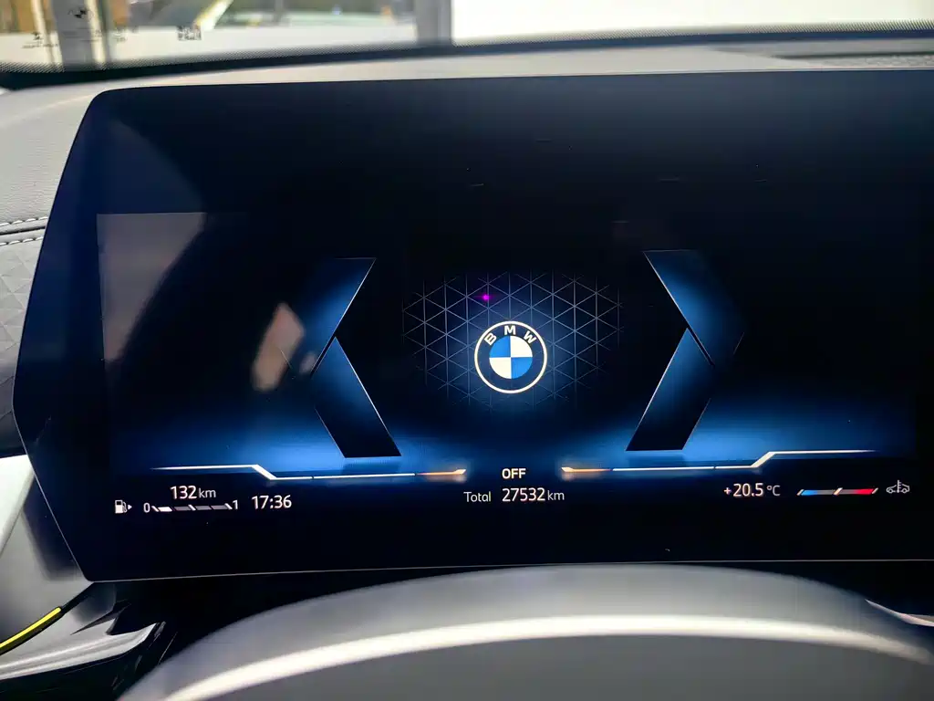 BMW X2 2024 — фото 13