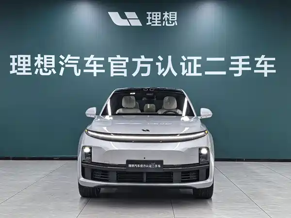 Li Auto L7 2025