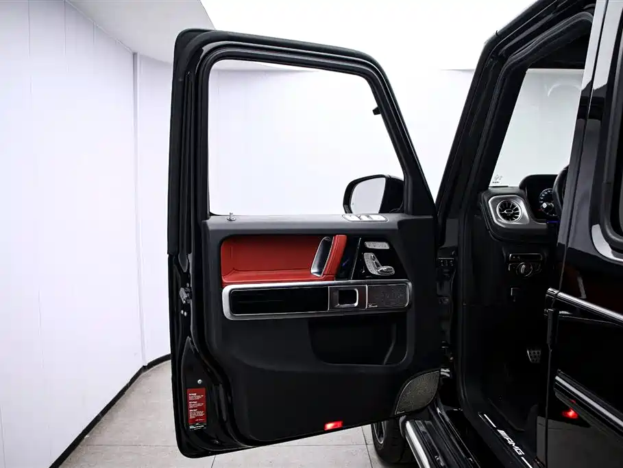 Mercedes-Benz G-Class AMG 2023 — фото 11