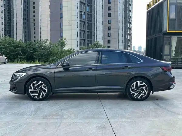 Volkswagen Sagitar 2023