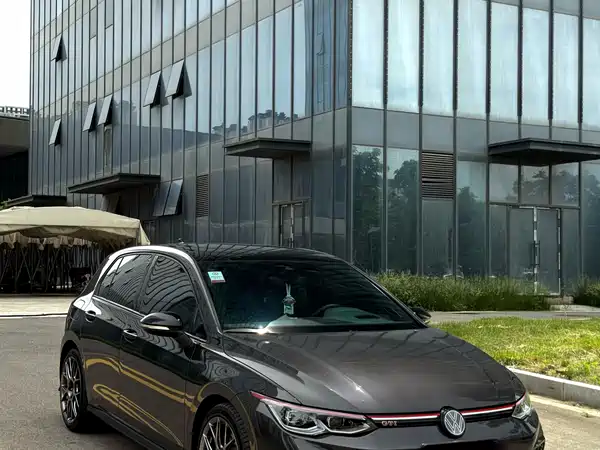 Volkswagen Golf GTI 2022