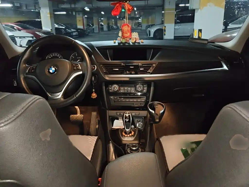 BMW X1 2015 — фото 13