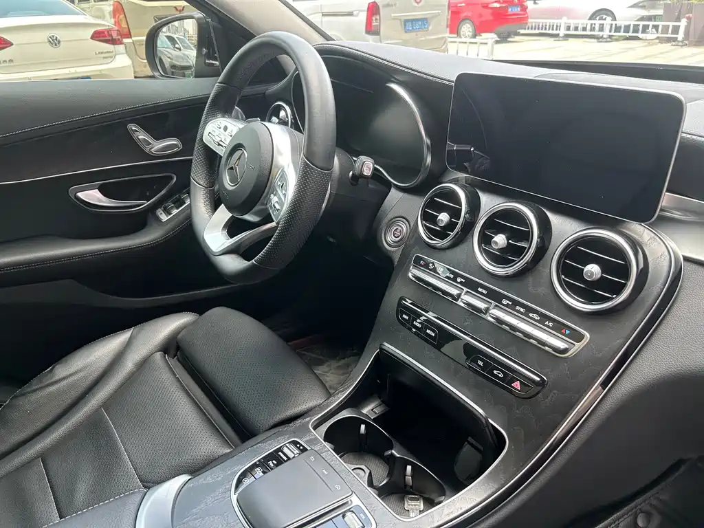 Mercedes-Benz C-Class 2020 — фото 15