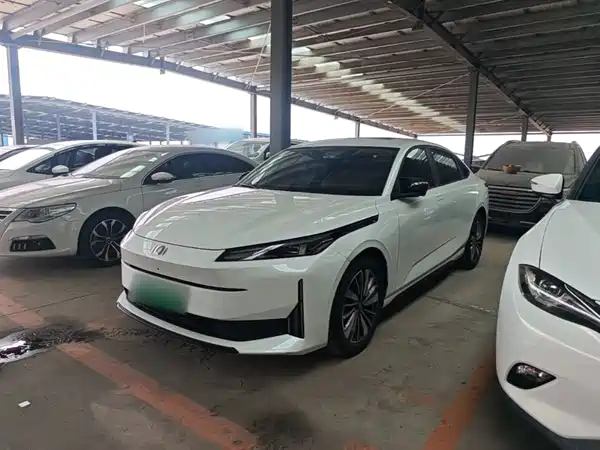 Changan Qiyuan A05 2024