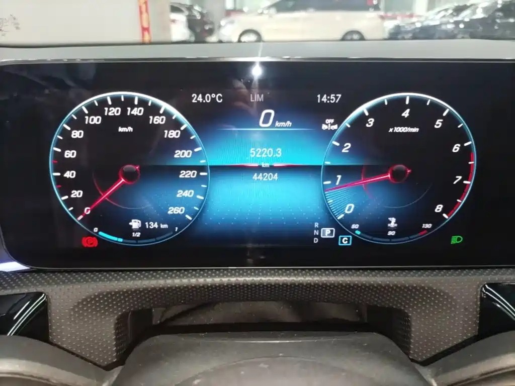 Mercedes-Benz CLA 2023 — фото 12