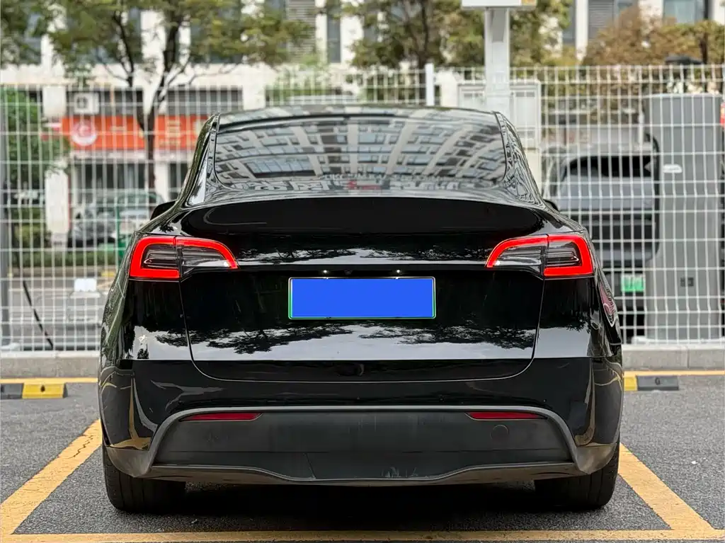 Tesla Model Y 2021 — фото 4
