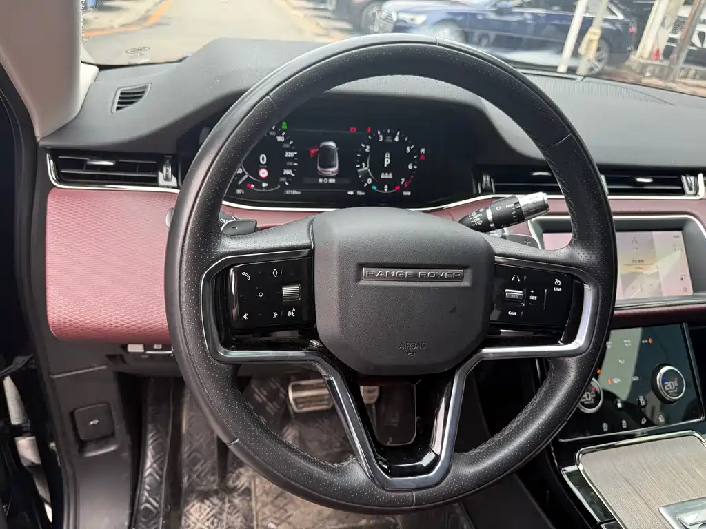 Land Rover Evoque 2021 — фото 7