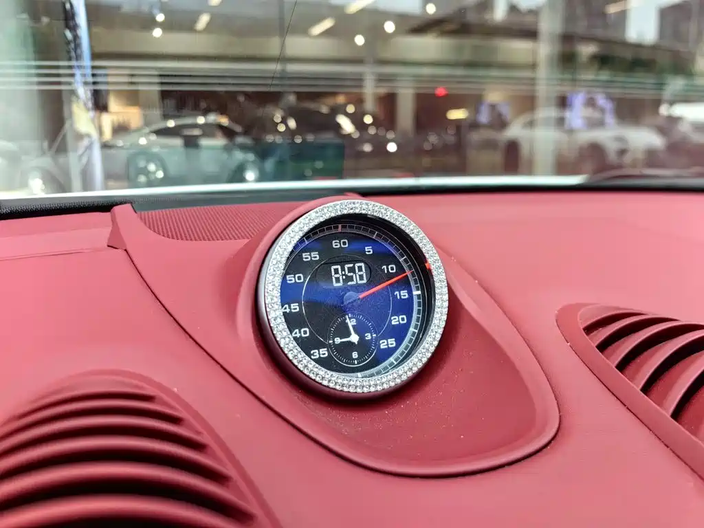 Porsche 718 2025 — фото 19