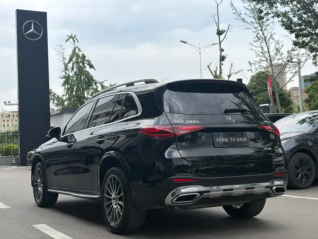 Mercedes-Benz GLC 2023