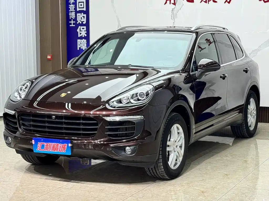 Porsche Cayenne 2016 — фото 1