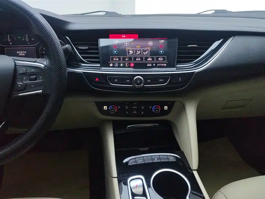 Buick Regal 2021 — фото 13