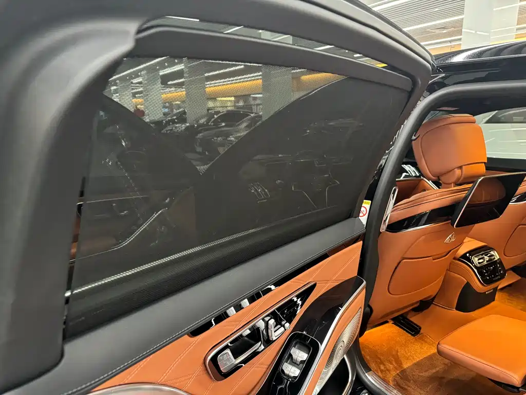 Mercedes-Benz S-Class 2023 — фото 12