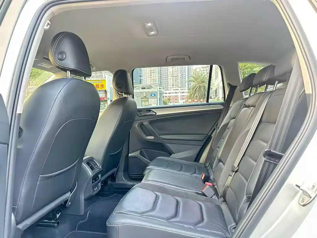 Volkswagen Tiguan L 2018 — фото 5