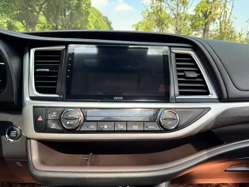 Toyota Highlander 2020 — фото 21