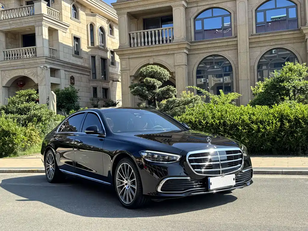 Mercedes-Benz S-Class 2024 — фото 3