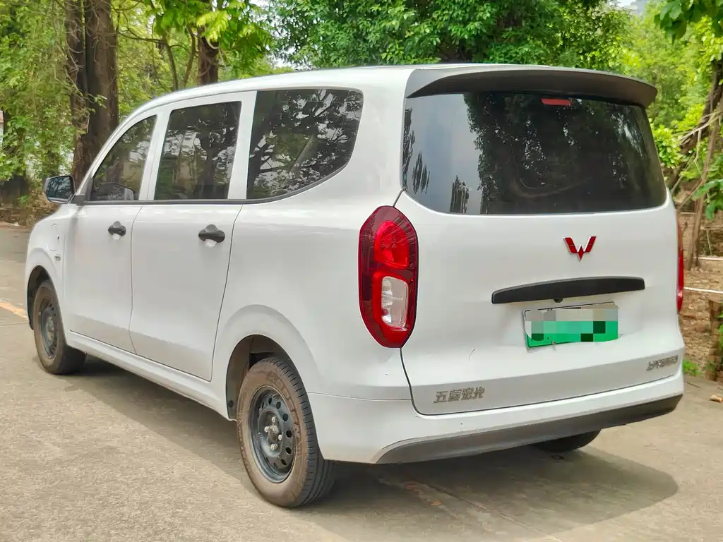 Wuling Hongguang New Energy 2025 — фото 10