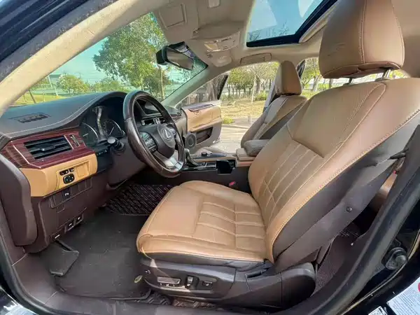 Lexus ES 2015