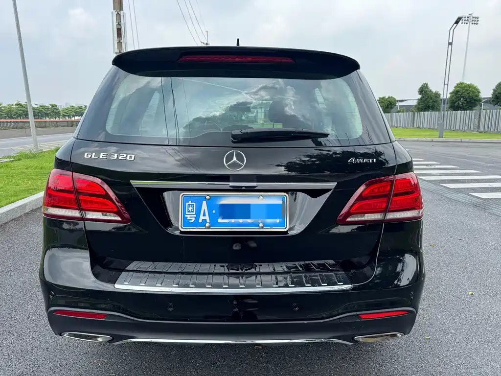 Mercedes-Benz GLE 2018 — фото 5