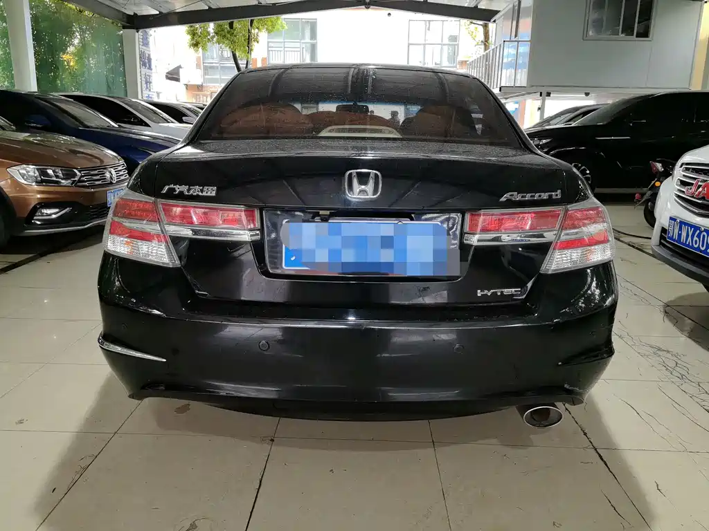 Honda Accord 2013 — фото 10