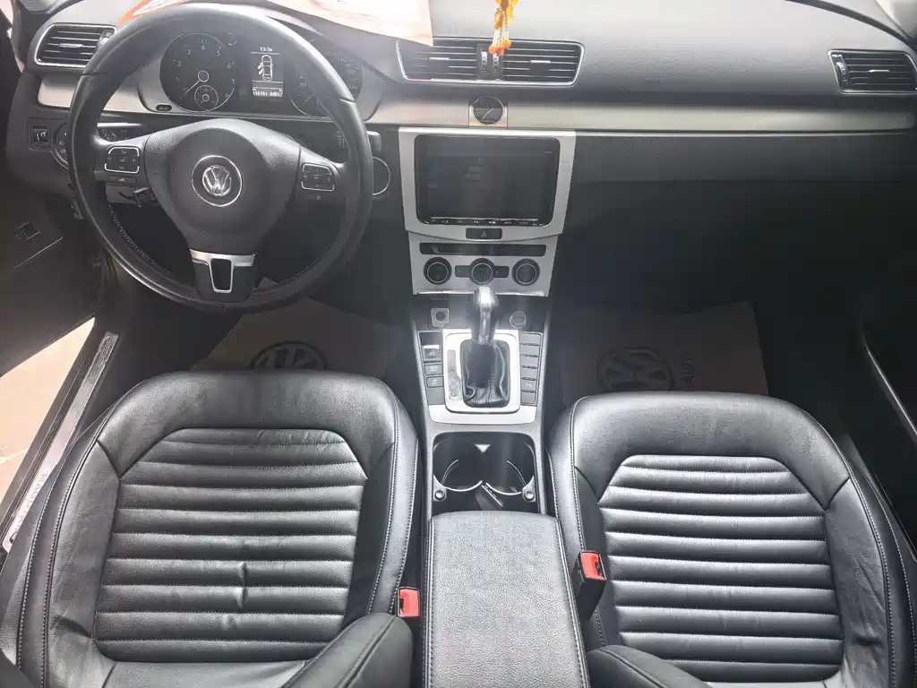 Volkswagen Magotan 2016