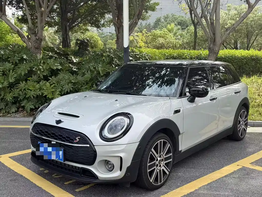 MINI Clubman 2022