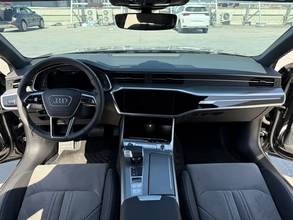Audi A6L 2023 — фото 15