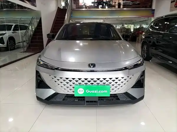 Changan UNI-V 2024