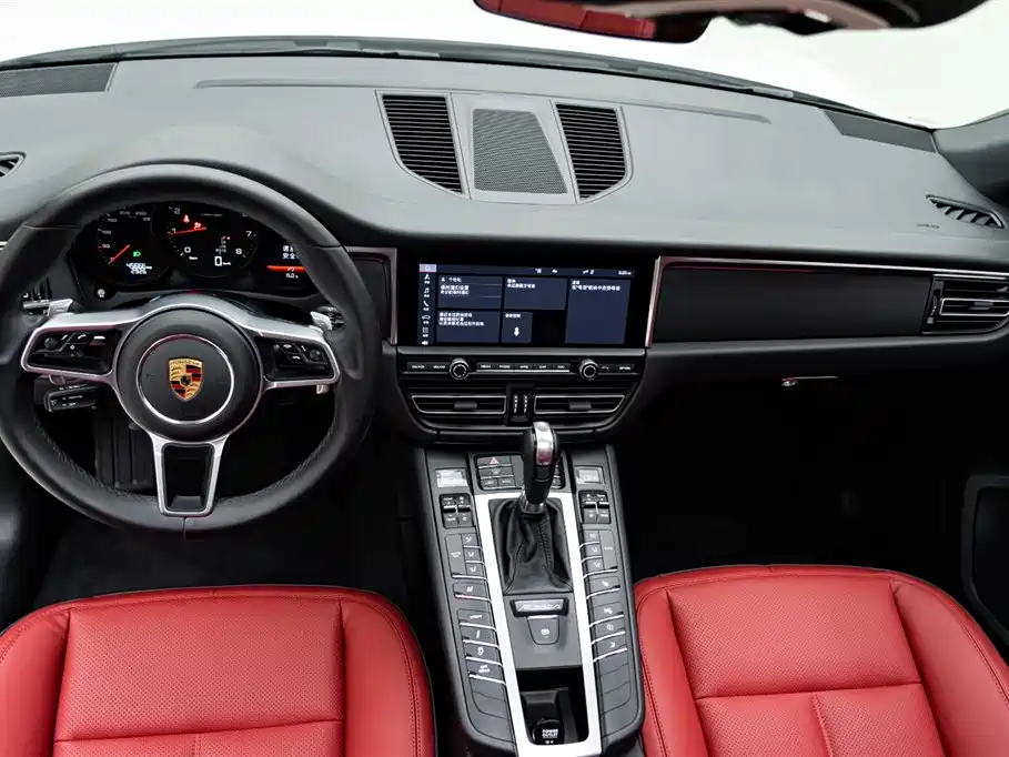 Porsche Macan 2020 — фото 13