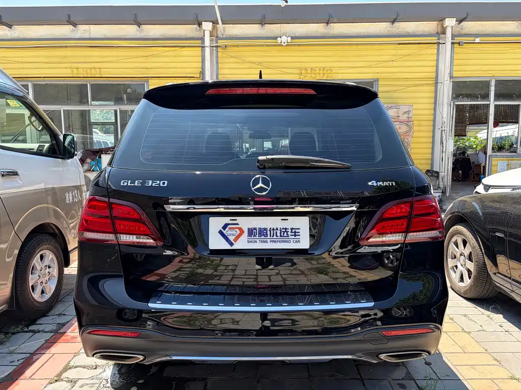 Mercedes-Benz GLE 2018