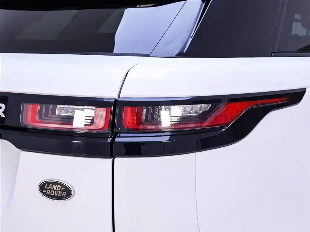 Land Rover Velar 2018 — фото 9