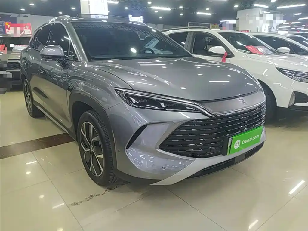 BYD L DM-i 2025 — фото 4