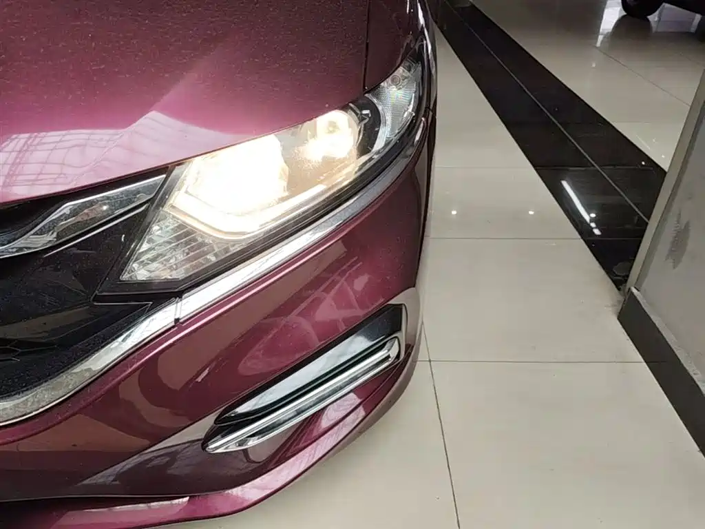 Honda Jade 2018 — фото 24