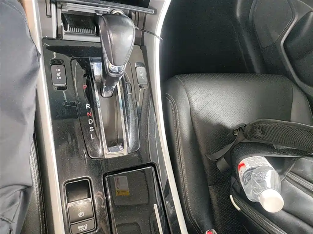 Honda Accord 2017 — фото 14