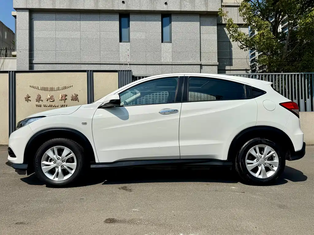 Honda Vezel 2020 — фото 4